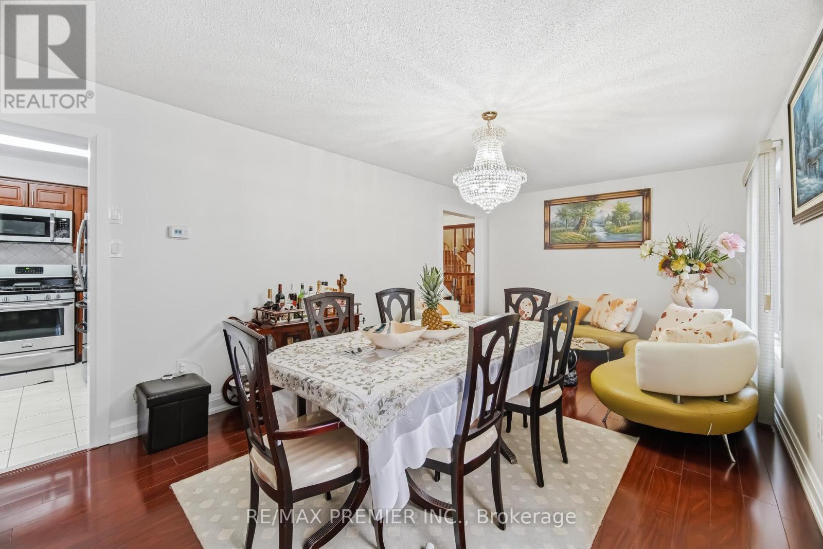 94 Apollo Road, Markham (Middlefield), Ontario  L3S 4H2 - Photo 7 - N12871508