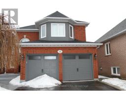 18 TRACIE COURT, Vaughan, Ontario