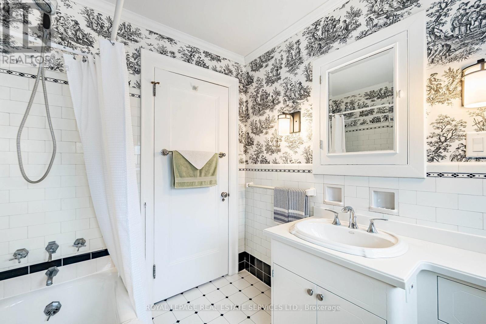 99 Elizabeth Street S, Brampton, Ontario  L6Y 1R4 - Photo 34 - W12865584