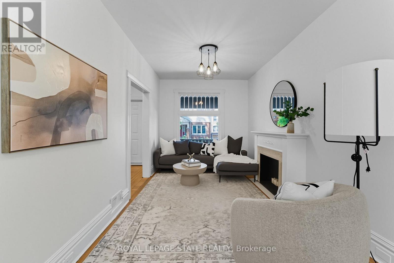 13 Bruce Street, Hamilton, Ontario  L8P 3M5 - Photo 6 - X12413154