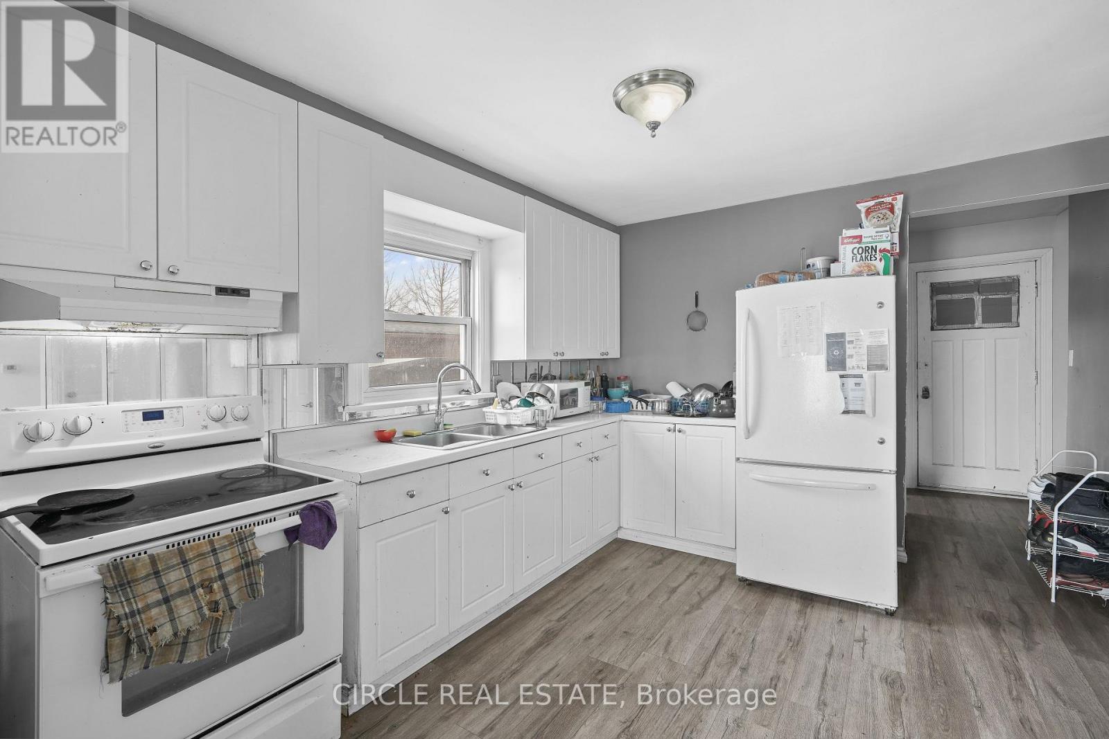 6755 Mcleod Road, Niagara Falls (Arad/fallsview), Ontario  L2G 3G7 - Photo 11 - X12789802