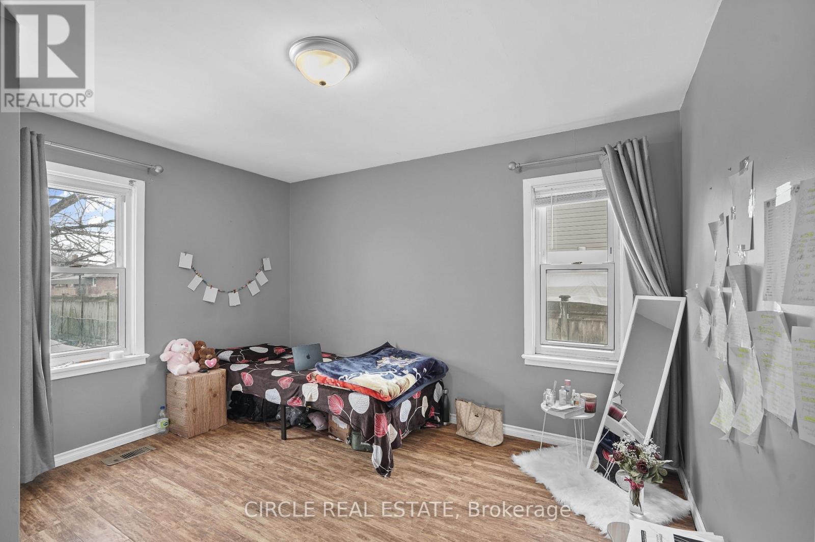 6755 Mcleod Road, Niagara Falls (Arad/fallsview), Ontario  L2G 3G7 - Photo 15 - X12789802