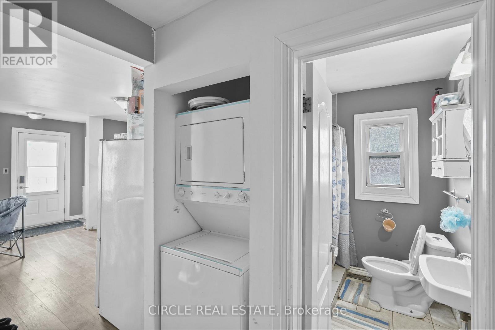 6755 Mcleod Road, Niagara Falls (Arad/fallsview), Ontario  L2G 3G7 - Photo 17 - X12789802