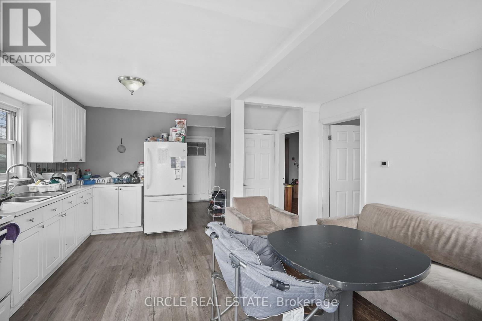 6755 Mcleod Road, Niagara Falls (Arad/fallsview), Ontario  L2G 3G7 - Photo 9 - X12789802