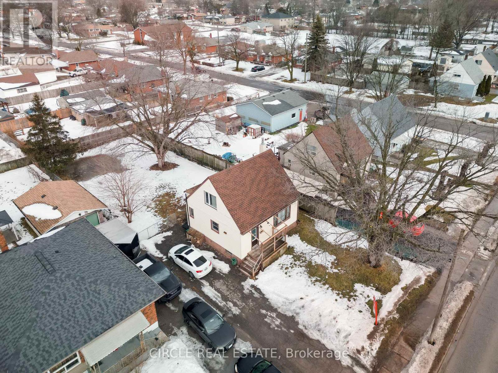 6755 Mcleod Road, Niagara Falls (Arad/fallsview), Ontario  L2G 3G7 - Photo 3 - X12789802