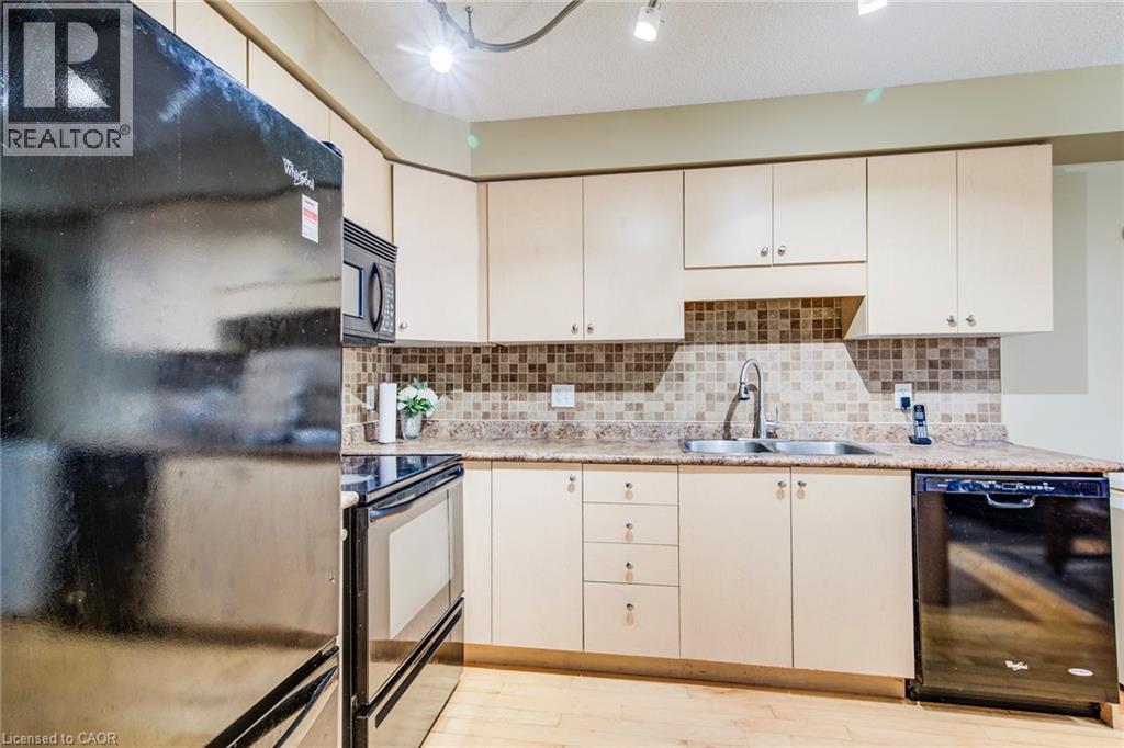 116 Commonwealth Street, Kitchener, Ontario  N2E 4K8 - Photo 20 - 40810580