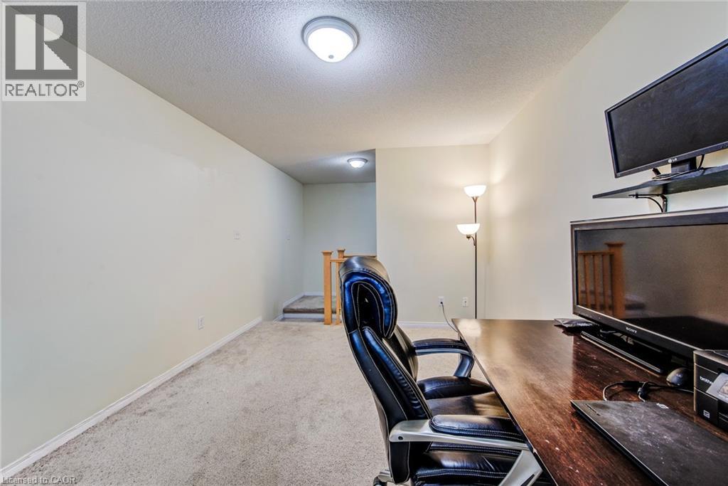 116 Commonwealth Street, Kitchener, Ontario  N2E 4K8 - Photo 23 - 40810580