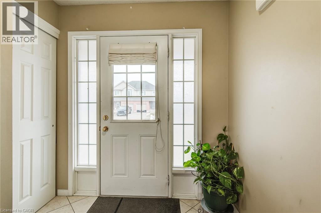 116 Commonwealth Street, Kitchener, Ontario  N2E 4K8 - Photo 5 - 40810580