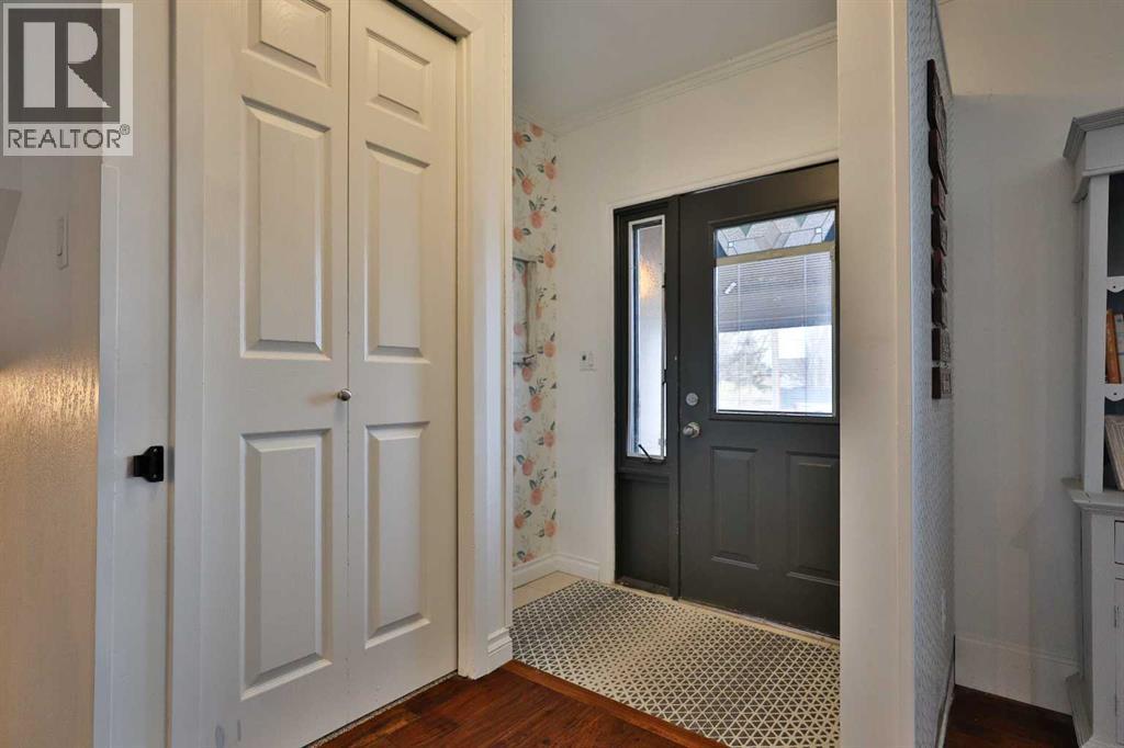 182 S 3 Street E, Magrath, Alberta  T0K 1J0 - Photo 4 - A2288069