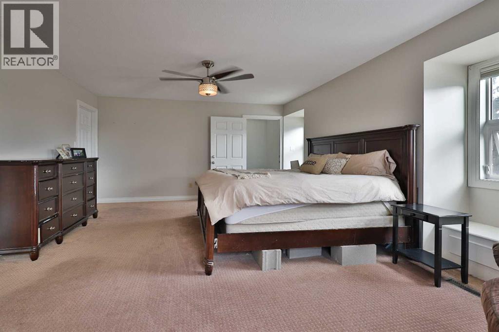 182 S 3 Street E, Magrath, Alberta  T0K 1J0 - Photo 23 - A2288069