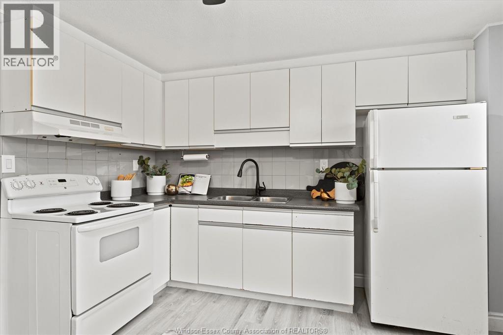 10732 Atwater Crescent, Windsor, Ontario  N8R 1N6 - Photo 13 - 26005141