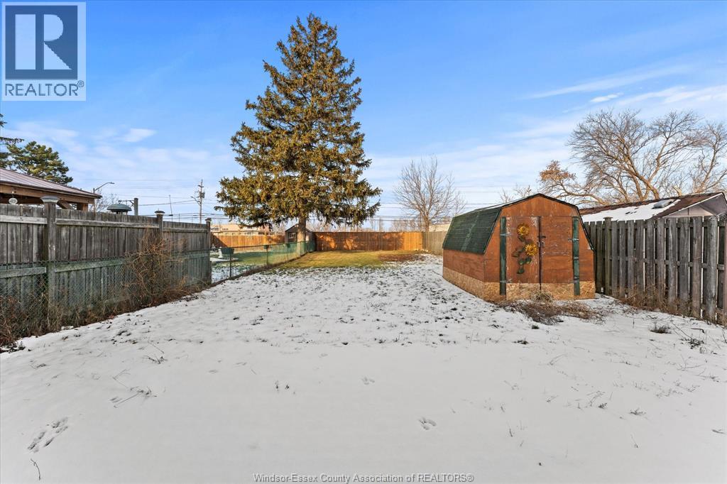 10732 Atwater Crescent, Windsor, Ontario  N8R 1N6 - Photo 32 - 26005141