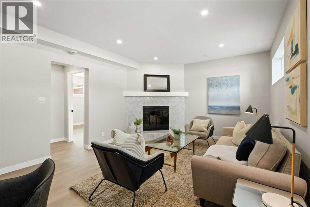 236 Silverview Way Nw, Calgary, Alberta  T3B 3K3 - Photo 27 - A2285156