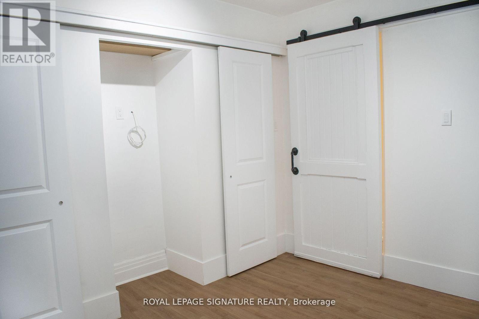 493 St Clarens Avenue, Toronto, Ontario  M5H 1W4 - Photo 9 - W12871400