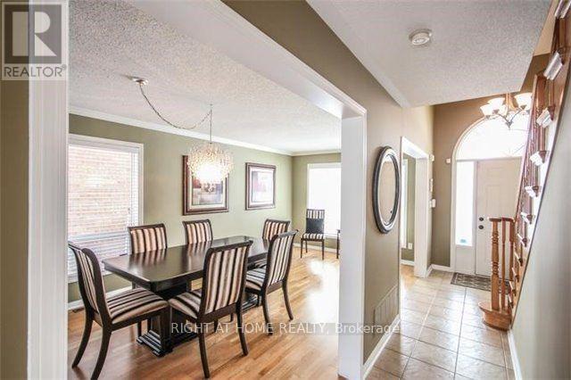 863 Mcduffe Crescent, Milton, Ontario  L9T 6M8 - Photo 6 - W12871476