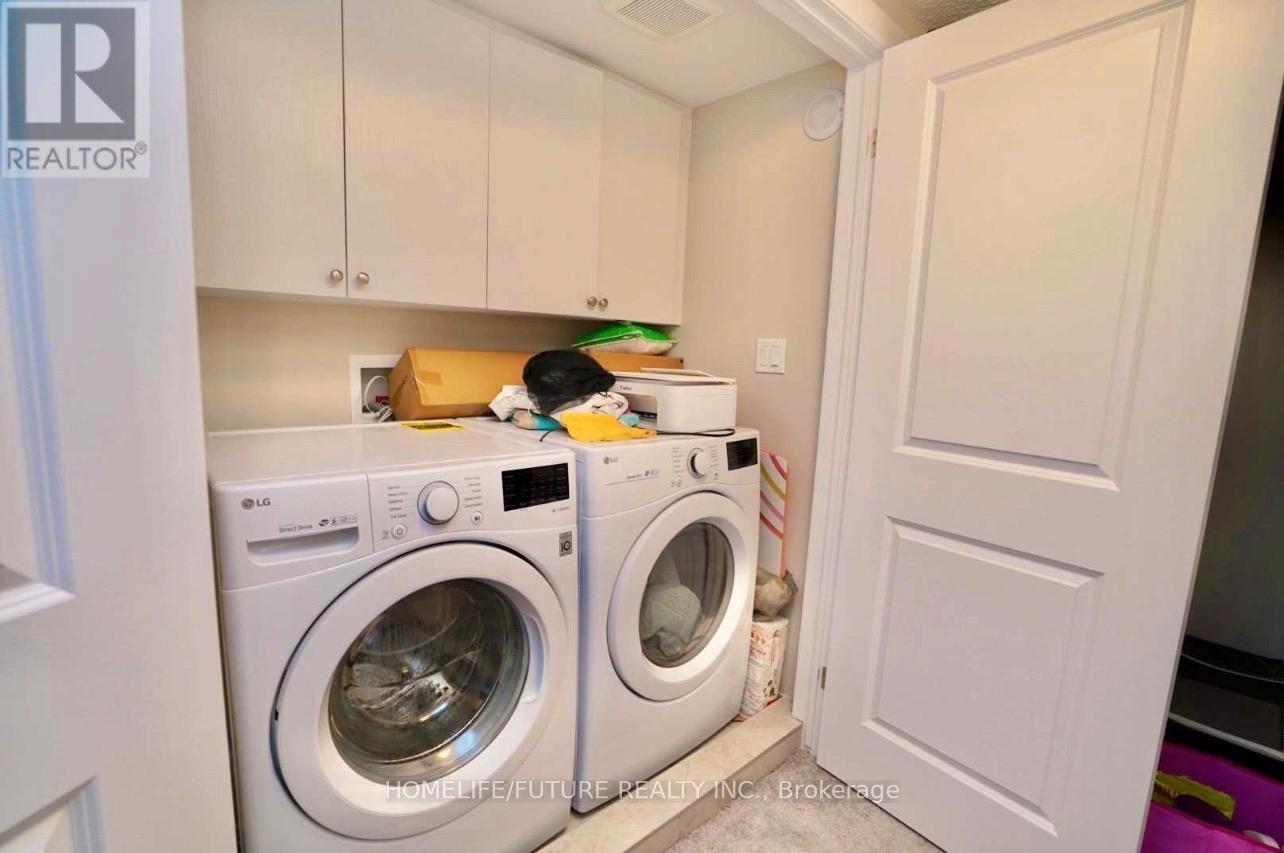 70 - 445 Ontario Street S, Milton, Ontario  L9T 2N2 - Photo 11 - W12871486