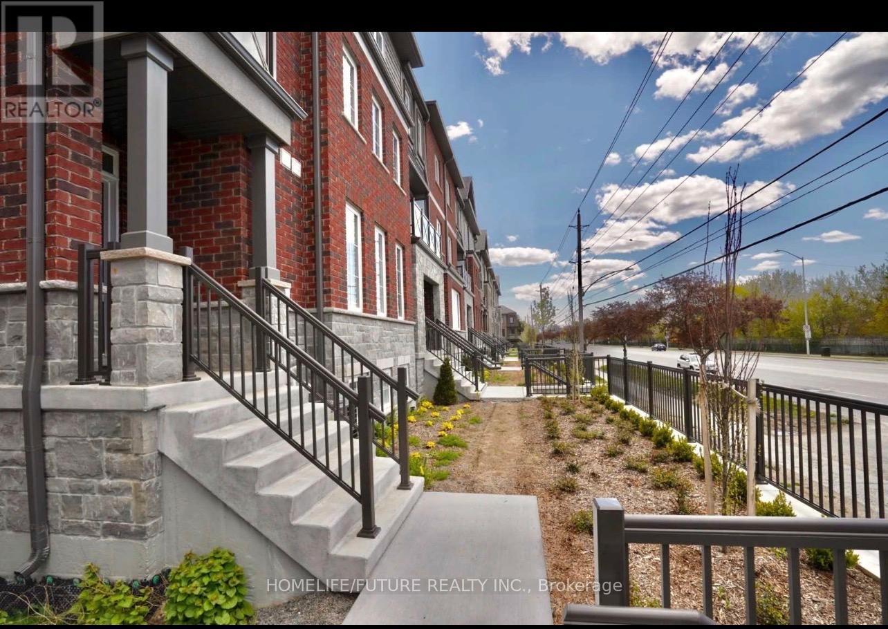 70 - 445 Ontario Street S, Milton, Ontario  L9T 2N2 - Photo 2 - W12871486