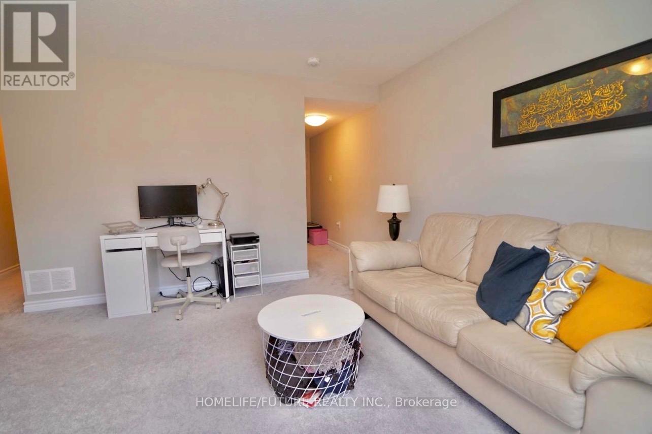 70 - 445 Ontario Street S, Milton, Ontario  L9T 2N2 - Photo 6 - W12871486