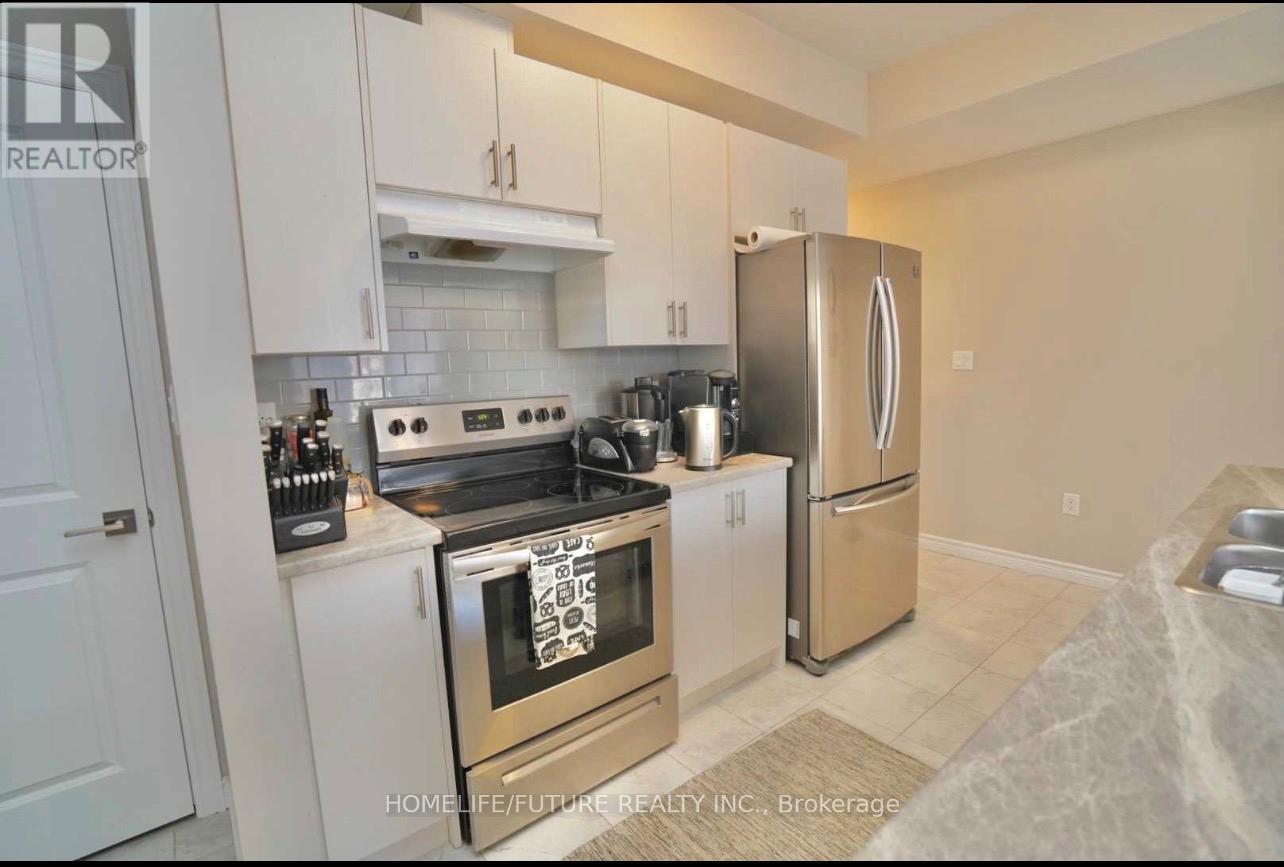 70 - 445 Ontario Street S, Milton, Ontario  L9T 2N2 - Photo 8 - W12871486