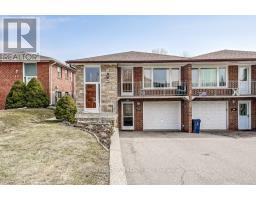 25 ROCKBANK CRESCENT, Toronto, Ontario