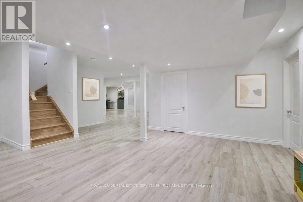 491 Threshing Mill Boulevard, Oakville, Ontario  L6H 7H5 - Photo 39 - W12871506