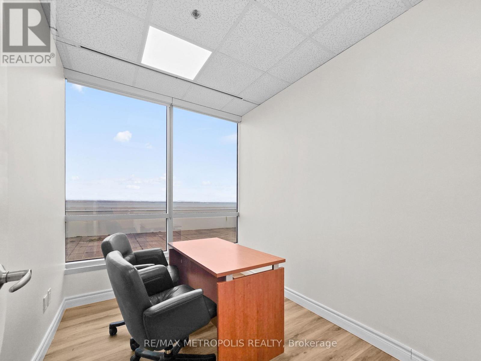 615 - 2250 Bovaird Drive E, Brampton, Ontario  L6R 3J5 - Photo 6 - W12871562