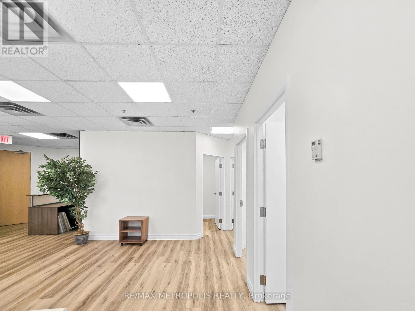 615a - 2250 Bovaird Drive E, Brampton, Ontario  L6R 3J5 - Photo 6 - W12871584