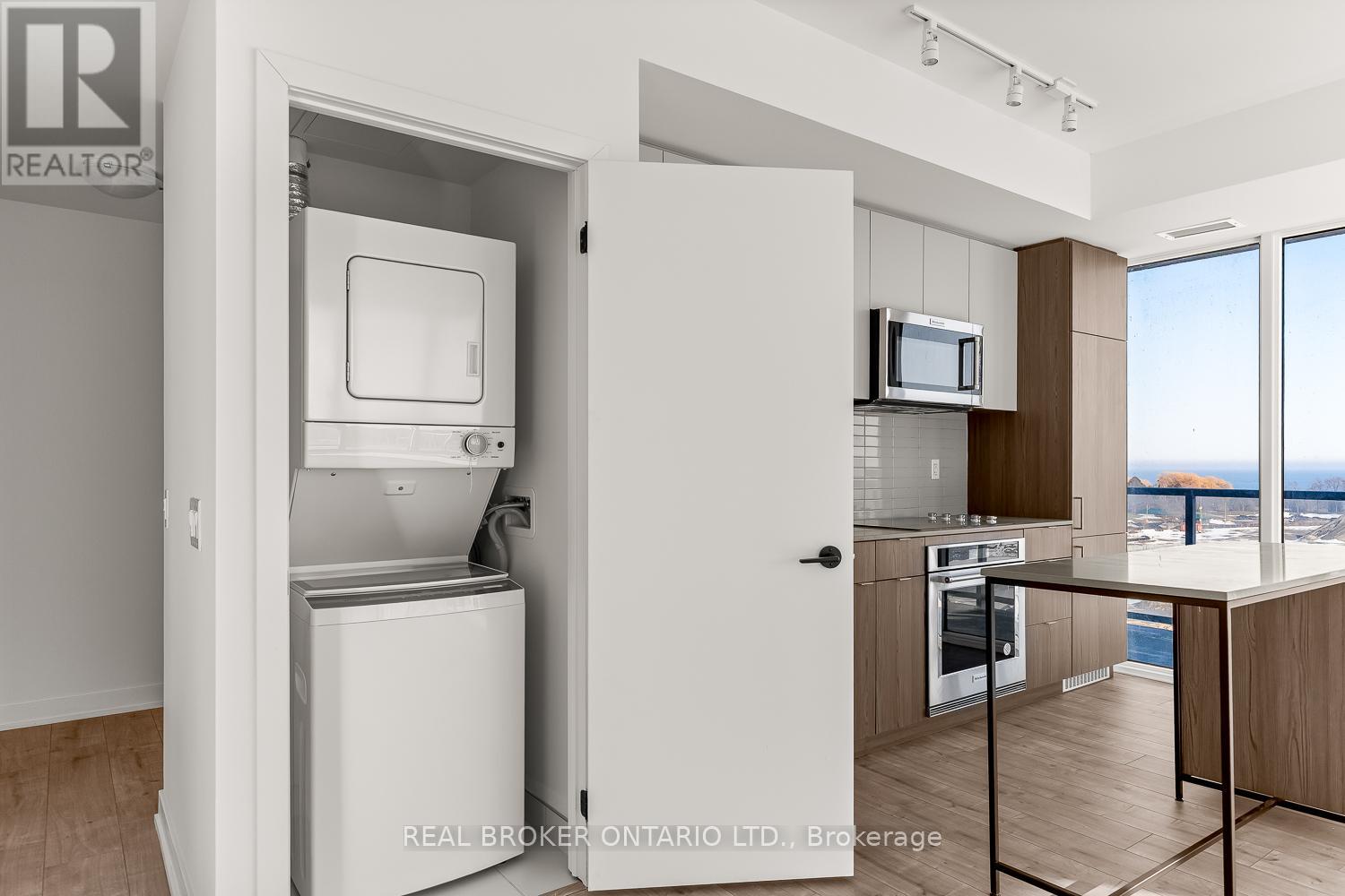 612 - 220 Missinnihe Way, Mississauga, Ontario  L5H 0A9 - Photo 16 - W12871646