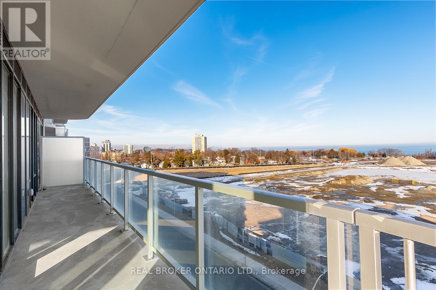 612 - 220 Missinnihe Way, Mississauga, Ontario  L5H 0A9 - Photo 34 - W12871646