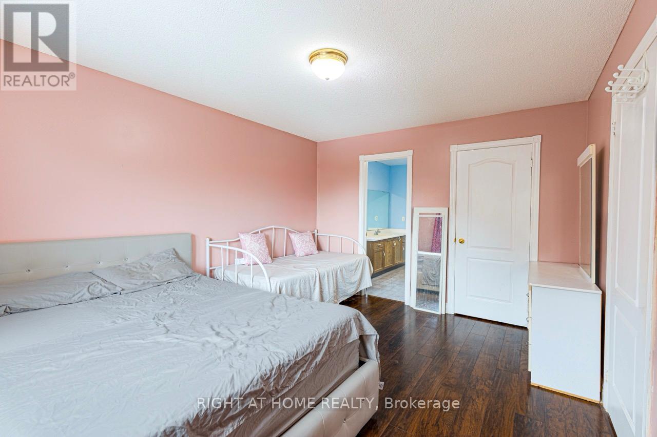 3391 Cajun Crescent, Mississauga, Ontario  L5L 5T8 - Photo 28 - W12871658