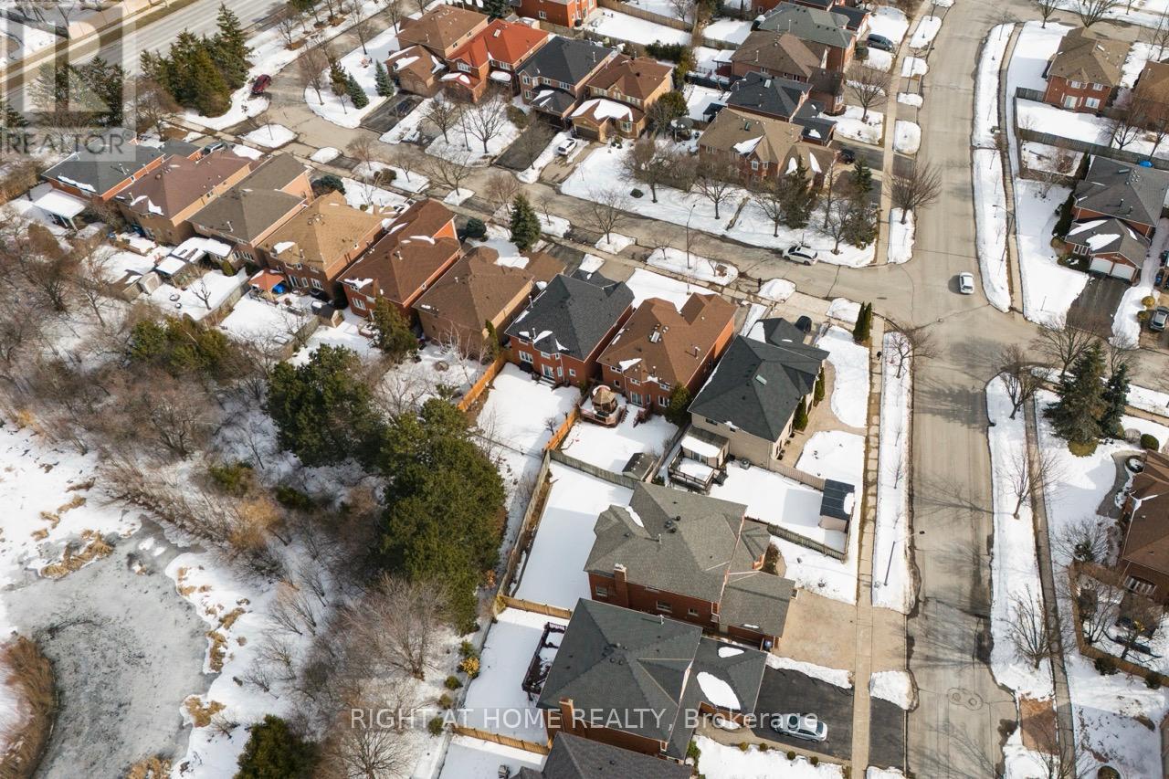 3391 Cajun Crescent, Mississauga, Ontario  L5L 5T8 - Photo 50 - W12871658