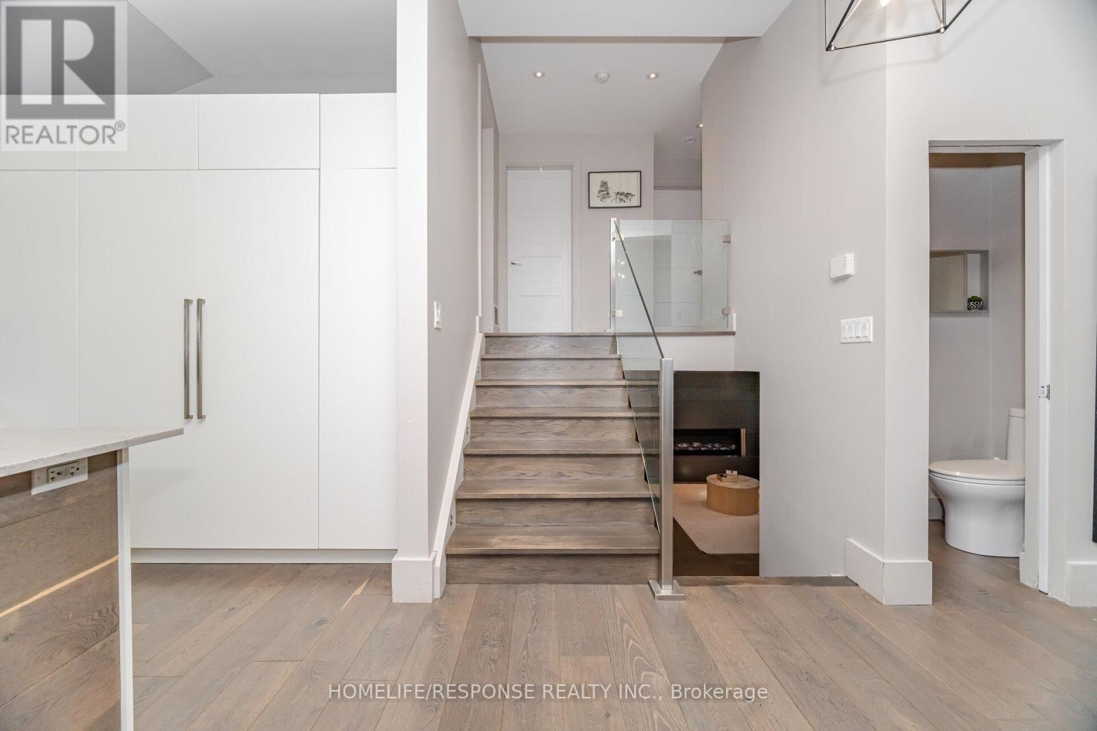 5011 Spruce Avenue, Burlington, Ontario  L7L 1M6 - Photo 14 - W12871678