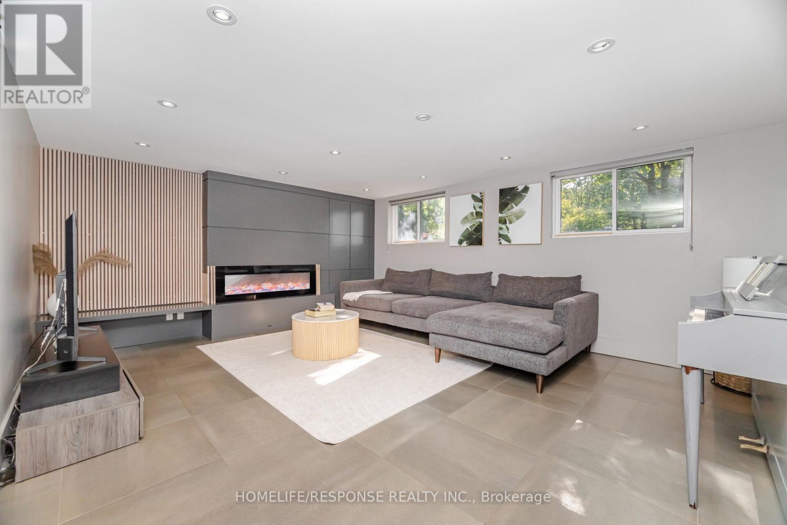 5011 Spruce Avenue, Burlington, Ontario  L7L 1M6 - Photo 25 - W12871678