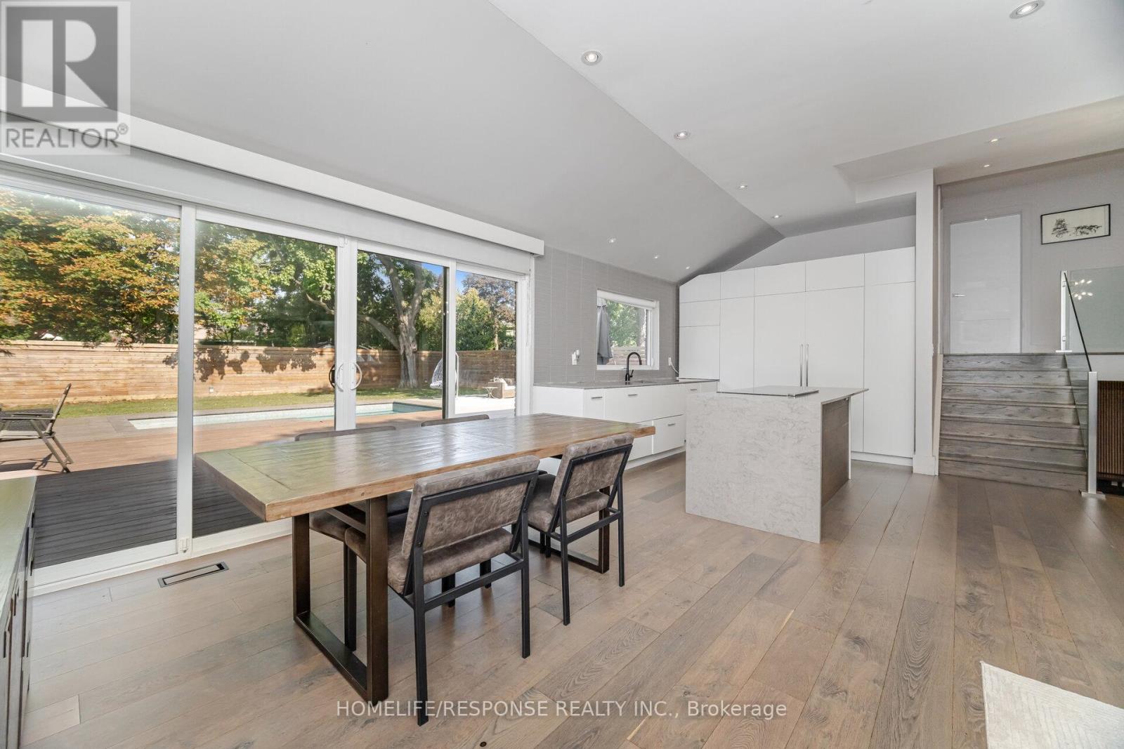 5011 Spruce Avenue, Burlington, Ontario  L7L 1M6 - Photo 8 - W12871678