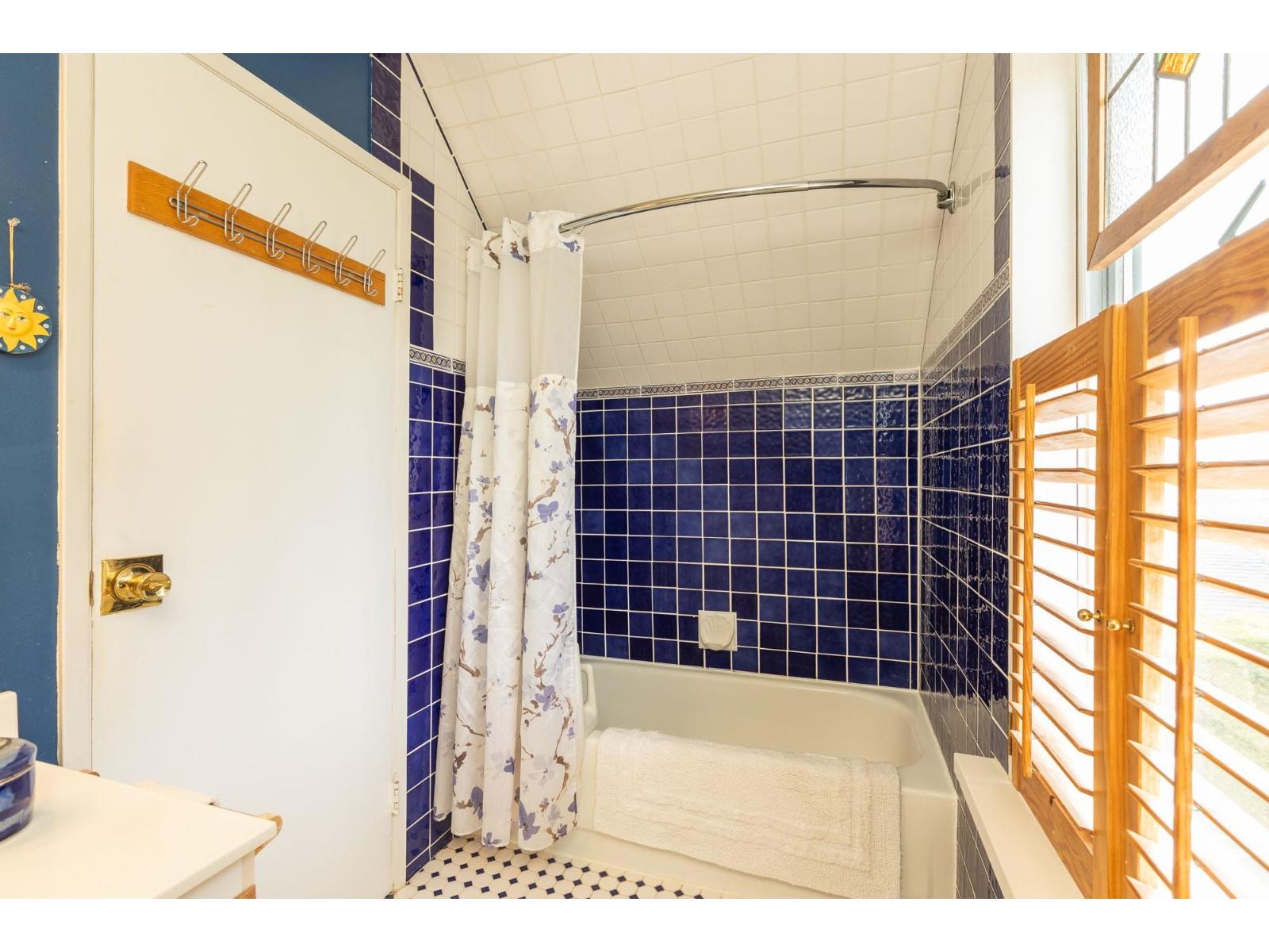 1196 Habgood Street, Surrey, British Columbia  V4B 4W9 - Photo 24 - R3098443