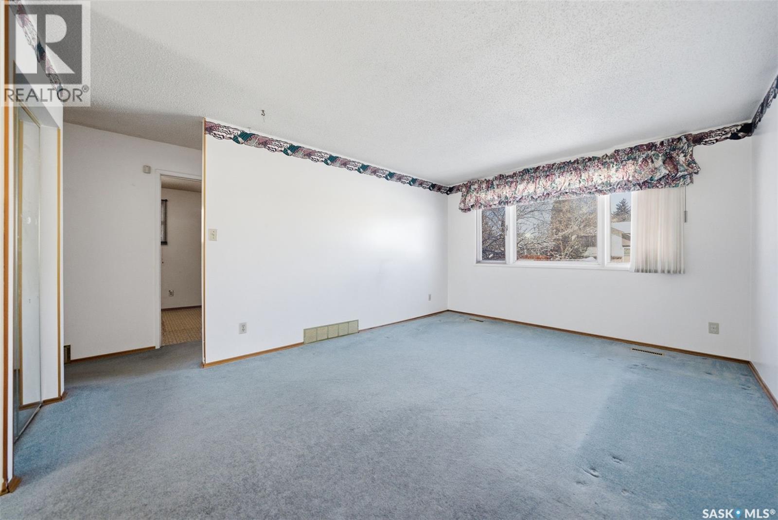 224 Waterloo Crescent, Saskatoon, Saskatchewan  S7H 4G5 - Photo 7 - SK030194