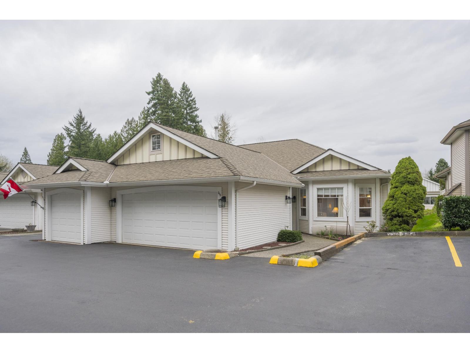 313 20655 88 Avenue, Langley, British Columbia  V1M 2M5 - Photo 2 - R3098097