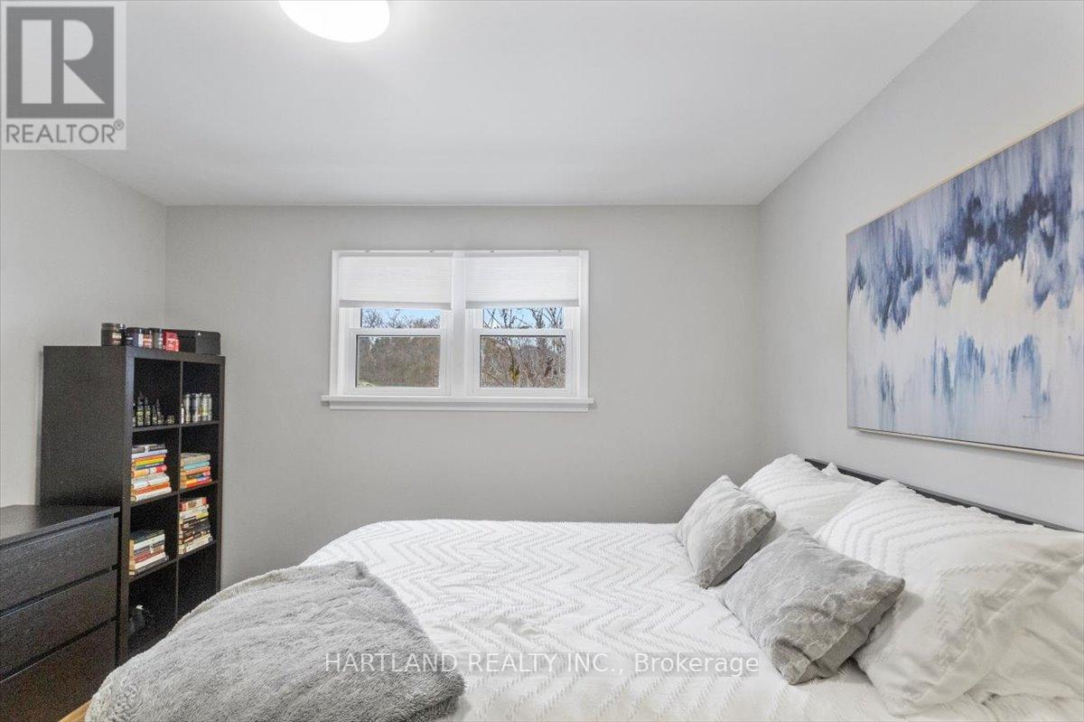 19 Kenworth Drive, St. Catharines, Ontario  L2M 4S4 - Photo 17 - X12871388