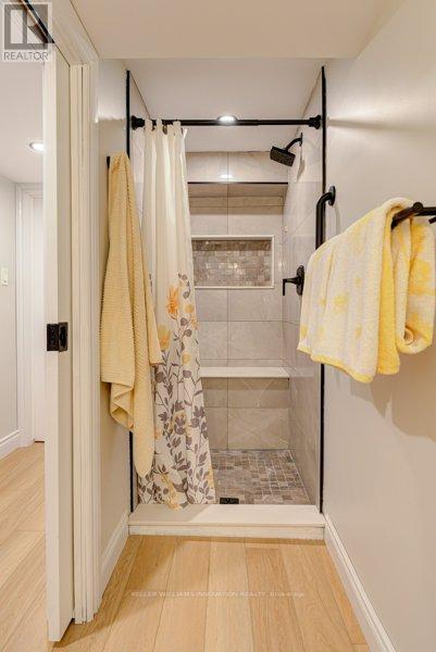 69 Longwood Drive, Waterloo, Ontario  N2L 4B6 - Photo 32 - X12871460