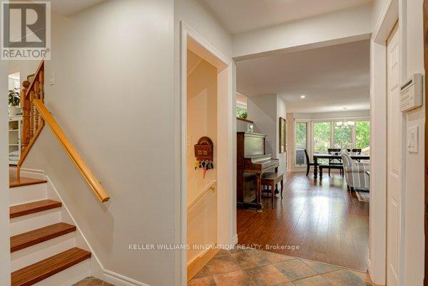 69 Longwood Drive, Waterloo, Ontario  N2L 4B6 - Photo 6 - X12871460