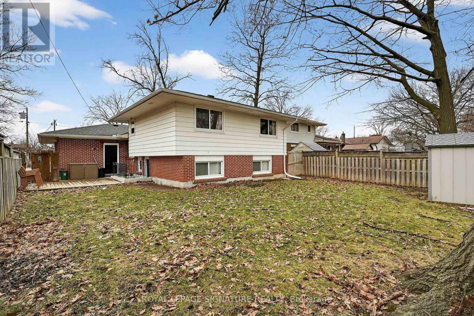 55 Burness Drive, St. Catharines, Ontario  L2P 1J4 - Photo 46 - X12871494