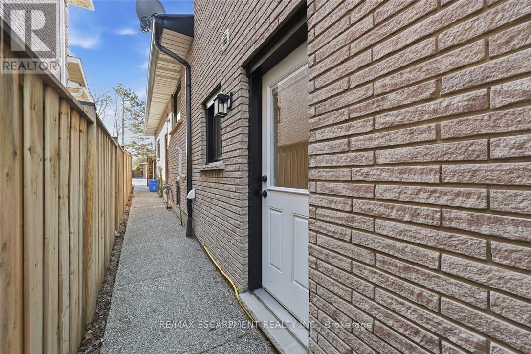 14 Atkins Drive, Hamilton, Ontario  L9C 6S1 - Photo 37 - X12871642