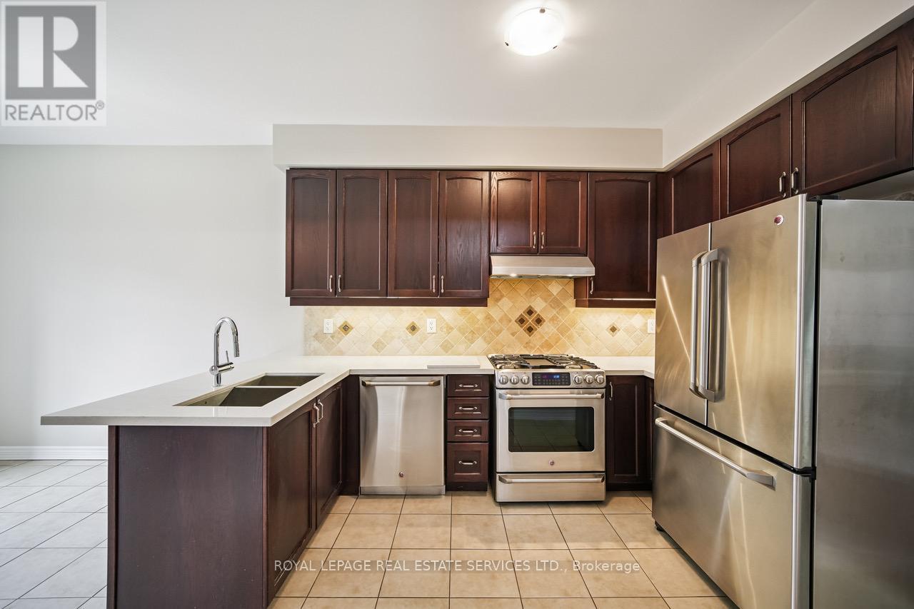 48 Manordale Crescent, Vaughan, Ontario  L4H 0T7 - Photo 10 - N12871512