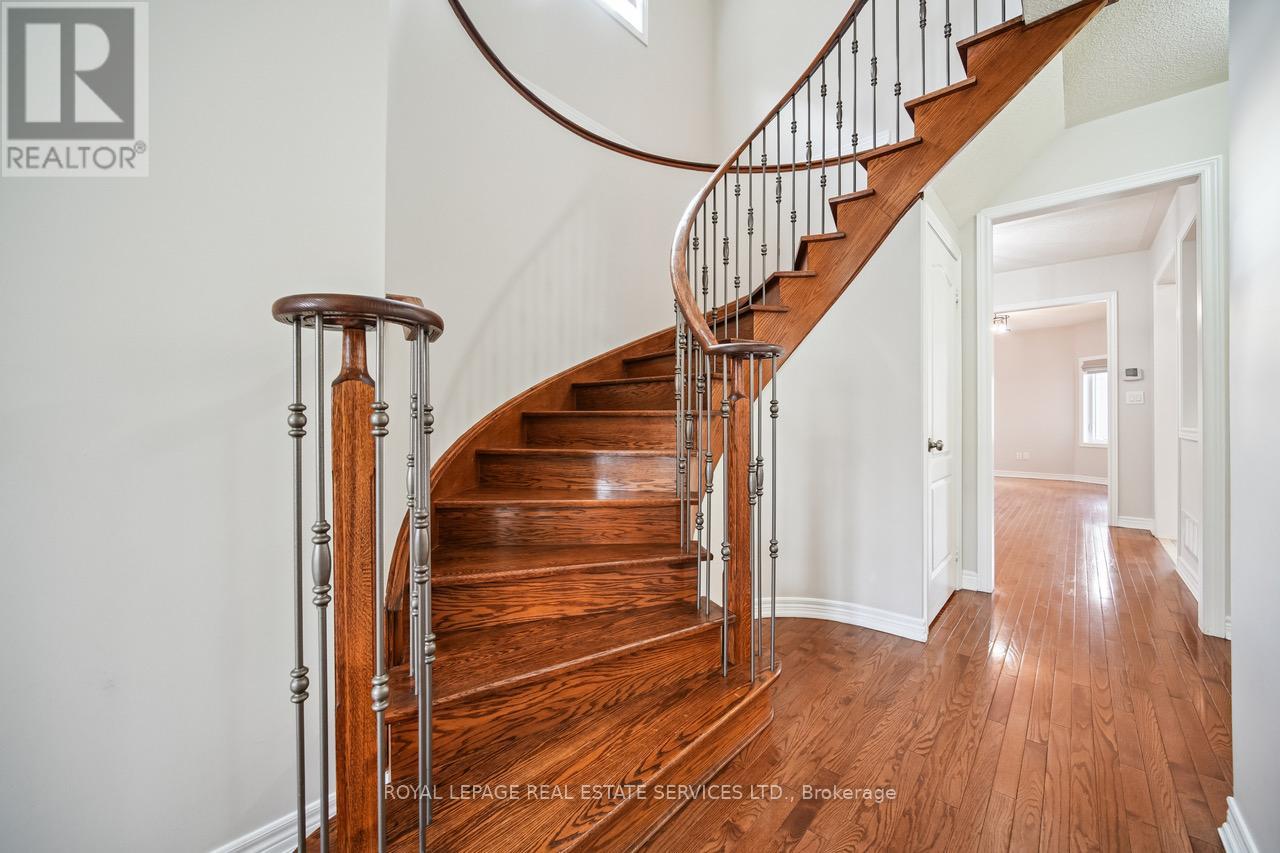 48 Manordale Crescent, Vaughan, Ontario  L4H 0T7 - Photo 14 - N12871512