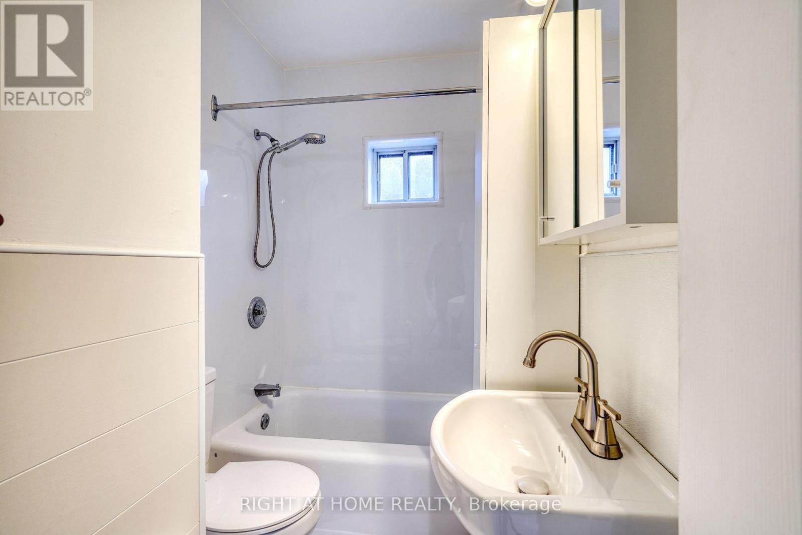 101 Sixteenth Street, Toronto, Ontario  M8V 3J9 - Photo 27 - W12870990