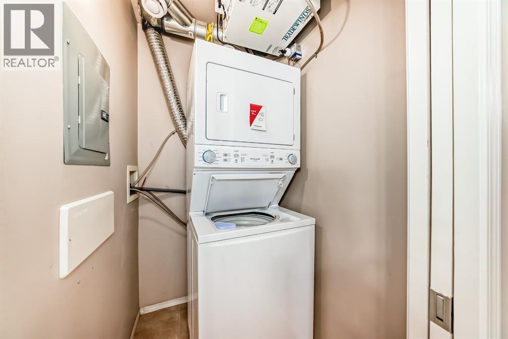 205, 27 Everridge Square Sw, Calgary, Alberta  T2Y 5J7 - Photo 14 - A2292590