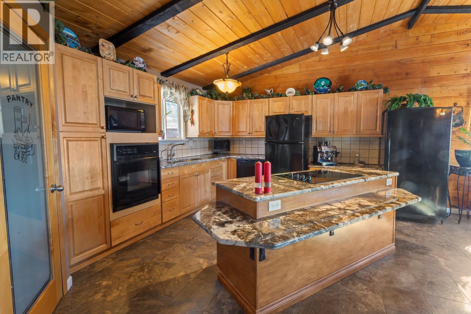 2715 3a Highway, Wynndel, British Columbia V0B 1G8 - Photo 7 - 10374308