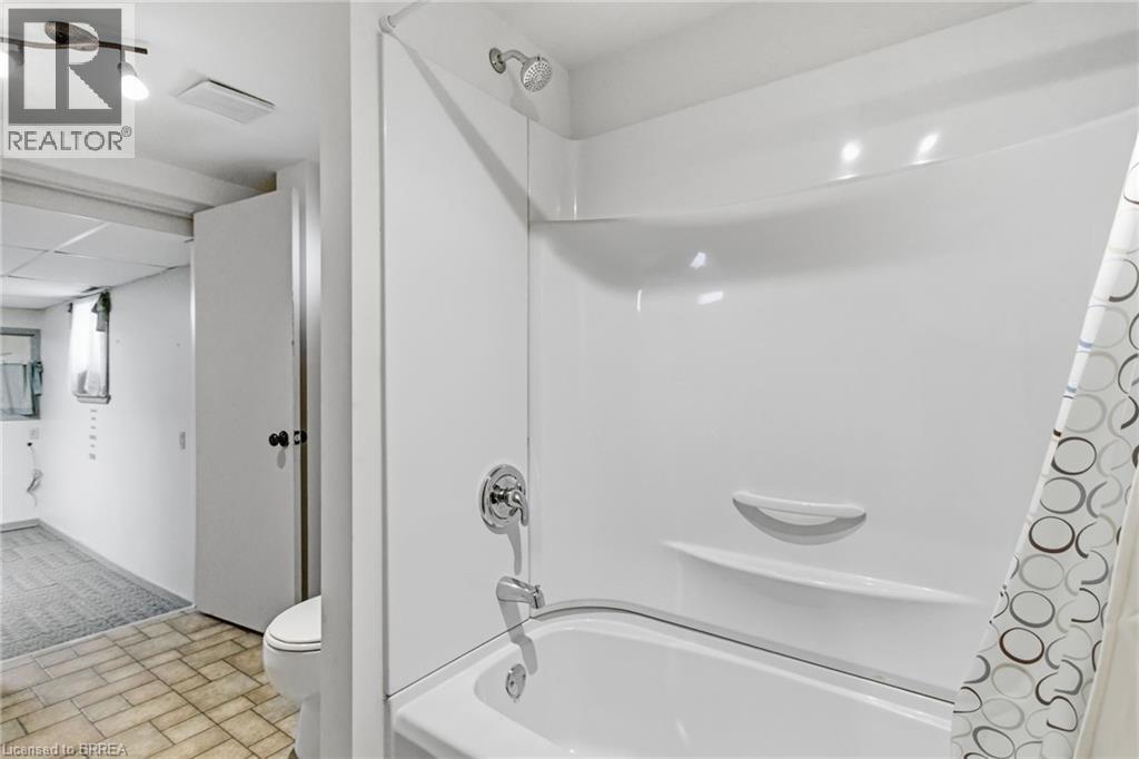 211 W Birmingham Street W, Mount Forest, Ontario  N0G 2L1 - Photo 23 - 40808179