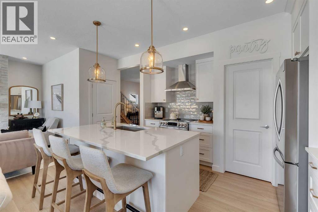 937 Bayview Heights, Airdrie, Alberta  T4B 5M6 - Photo 13 - A2292159