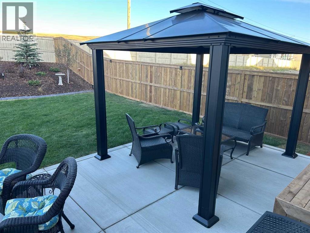 937 Bayview Heights, Airdrie, Alberta  T4B 5M6 - Photo 36 - A2292159